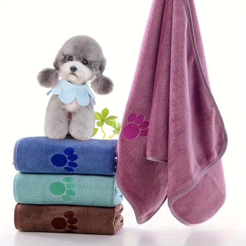 Mikrofiber peškir za pse – izuzetno upijajući, brzog sušenja, mekan i debeo sa izvezenom šapicom